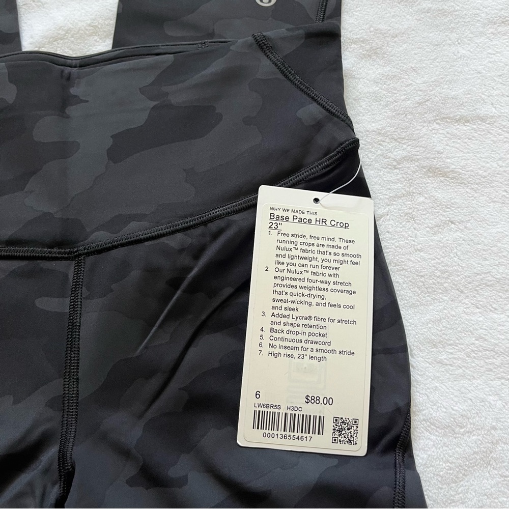 Lululemon Black Camo Base Pace High Rise 23” Leggings - Picture 2 of 4